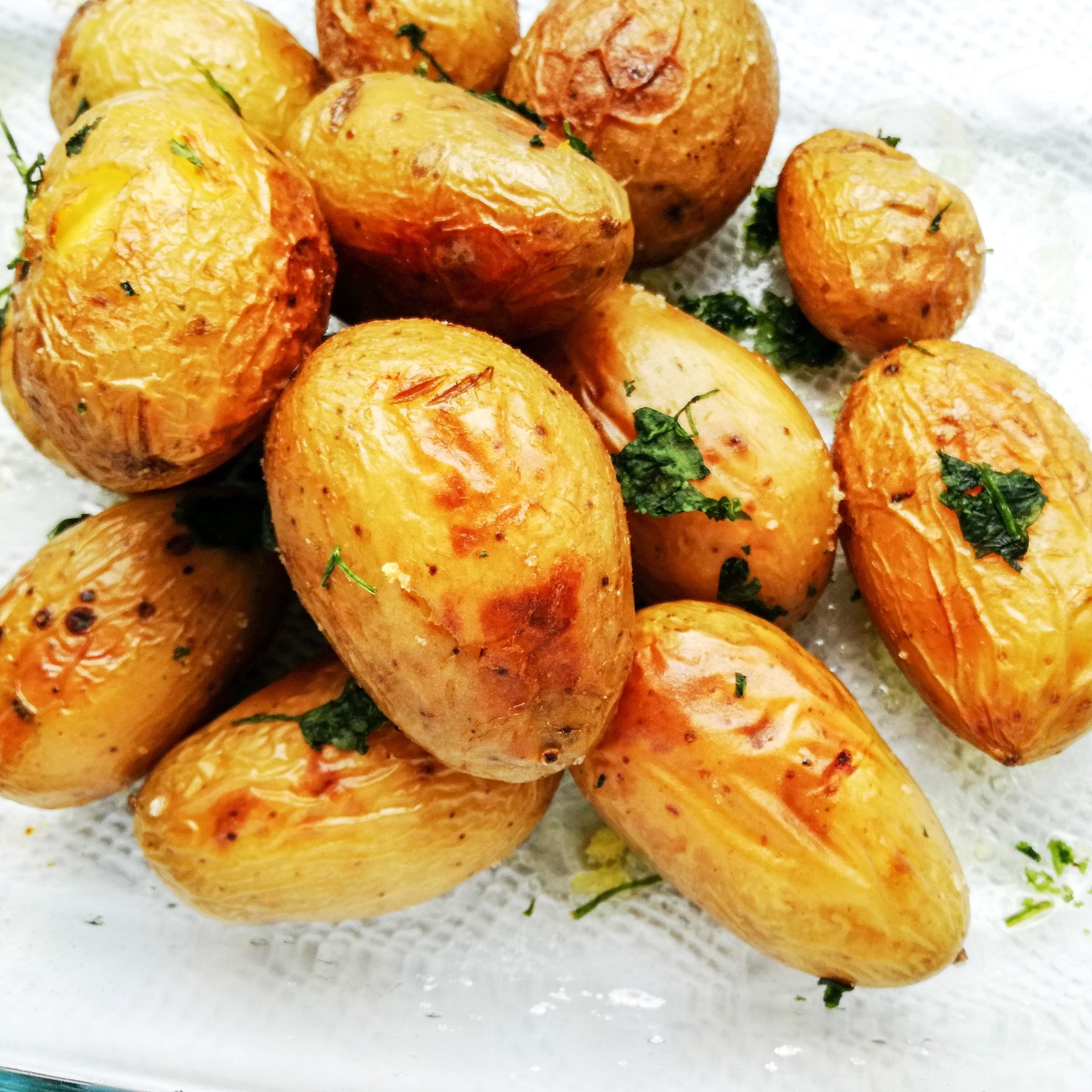 Roasted Seasoned Baby Potatoes — Follow Your Plate